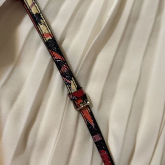 GUESS Small Black Floral Hummingbird Print Leather Crossbody Bag Purse - Picture 8 of 16